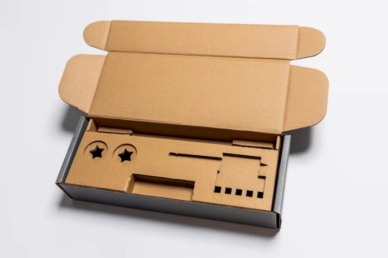 激光模切技術(shù)在卡紙類產(chǎn)品加工中的應(yīng)用詳解(圖2)